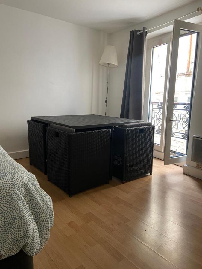 Tres Bel Appartement Montmartre Paris Exterior photo